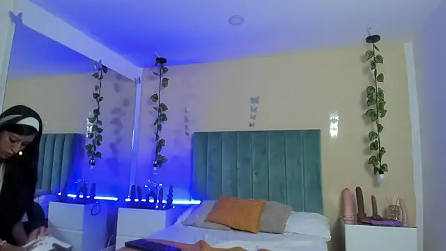 ARIANA CRI-X online show from April 20, 2026, 12:08 pm