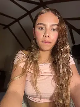 MaelyClaire online show from April 21, 2026, 2:51 am