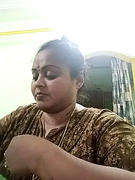 Jassminsree online show from April 22, 2026, 4:08 am