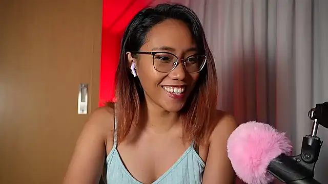 VexaNyx online show from June 20, 2026, 1:49 pm