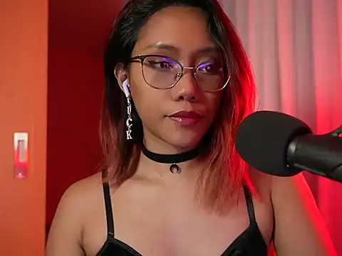 VexaNyx online show from June 12, 2026, 12:03 pm