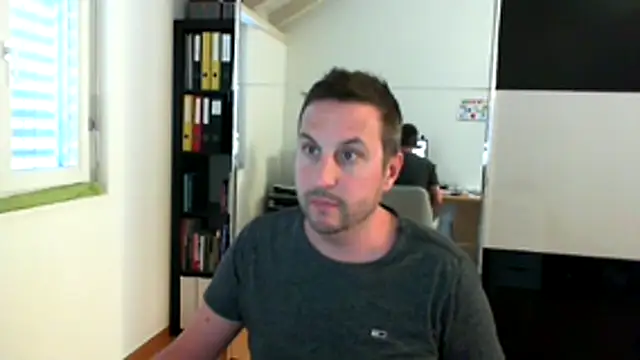 FeelFree88-ZH online show from April 22, 2026, 4:58 pm