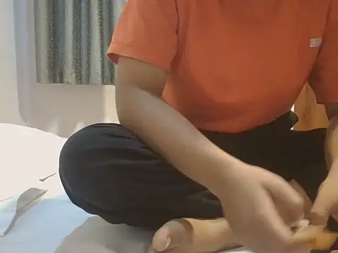 call me esha rnd online show from July 9, 2026, 8:26 am