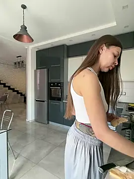 tooprettytobeeasy online show from April 30, 2026, 7:04 am