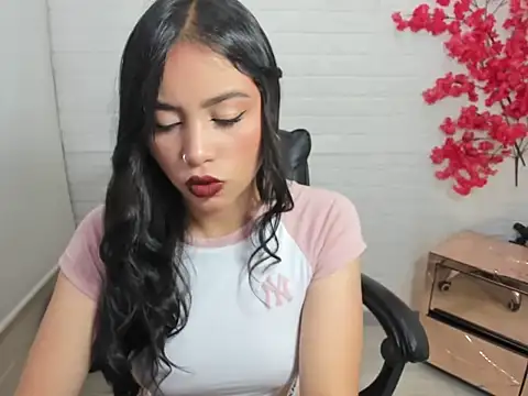 EyesBeautifull online show from May 22, 2026, 3:59 am