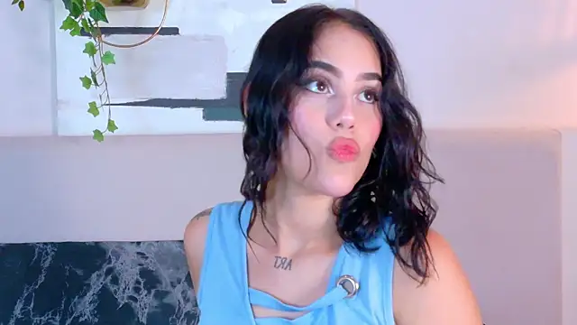 CuteWofy  online show from May 26, 2026, 7:45 pm