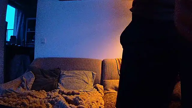 Goldensummar online show from April 26, 2026, 6:27 pm