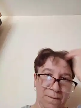 KetQueen101 online show from April 23, 2026, 3:24 pm