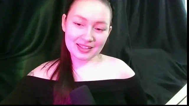 Tendre Amelia online show from May 18, 2026, 5:34 am