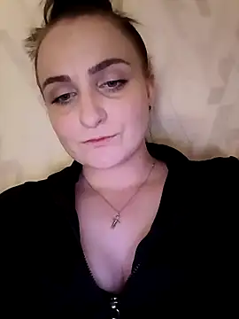 PenelopeCarter online show from April 28, 2026, 6:23 pm