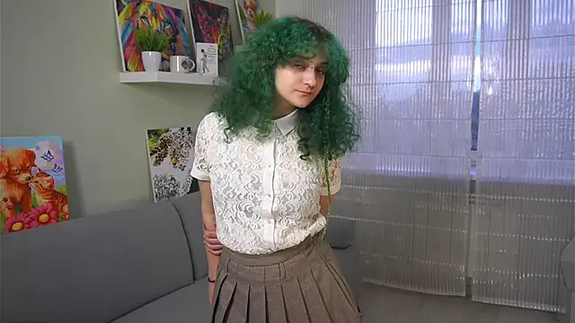 NeomaTaegel online show from April 30, 2026, 4:36 pm