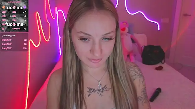 MirrraMisss online show from April 30, 2026, 1:07 pm