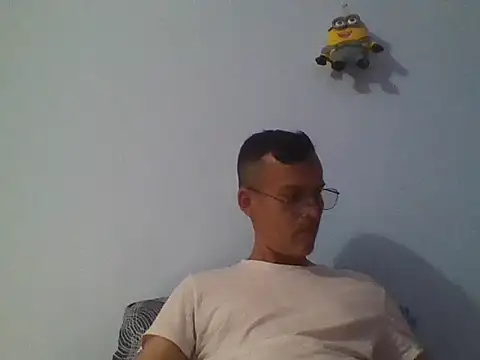jairo43 online show from July 6, 2026, 4:42 pm