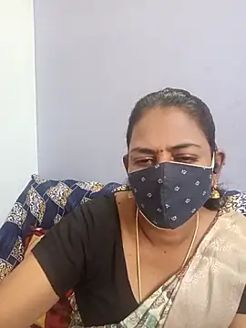 cathrine92 online show from June 5, 2026, 7:03 am