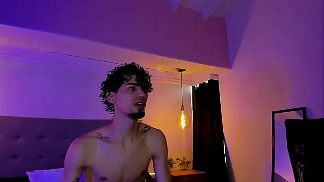 MichaelEvanss  online show from June 1, 2026, 12:49 pm