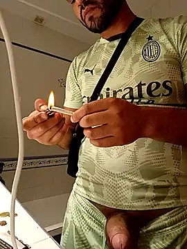 Snapshot of ceedi999 chatting on July 5, 2026, 10:38 pm ceedi999 online show from July 5, 2026, 10:38 pm