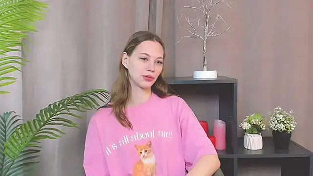 HarriettKitty online show from May 2, 2026, 10:20 am