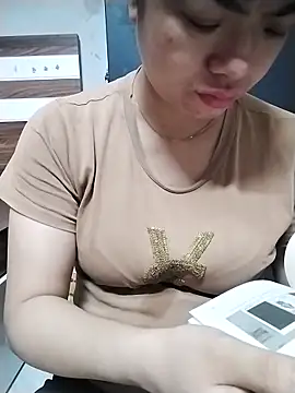 Girl lovebaby online show from June 4, 2026, 7:02 am