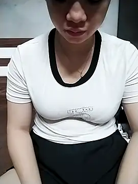 Girl lovebaby online show from June 5, 2026, 1:21 am