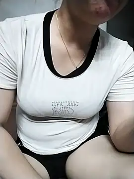 Girl lovebaby online show from June 3, 2026, 2:23 am