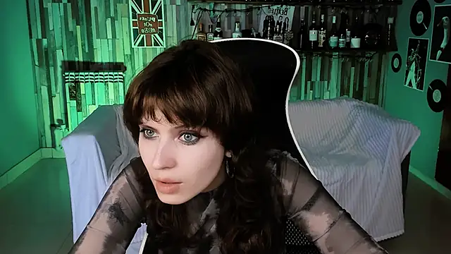 Snapshot of LolaDominara chatting on May 12, 2026, 12:33 pm LolaDominara online show from May 12, 2026, 12:33 pm