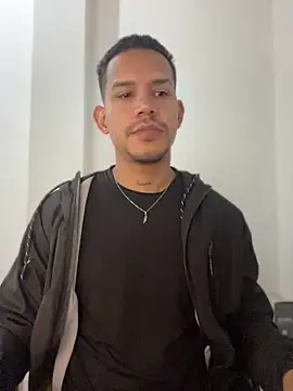 angel silva  online show from June 30, 2026, 4:45 am