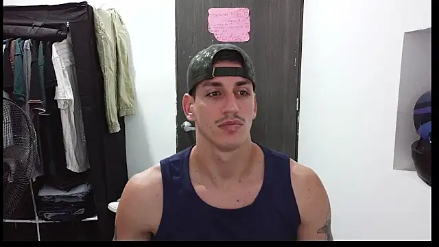 RaulRico online show from June 13, 2026, 11:02 pm