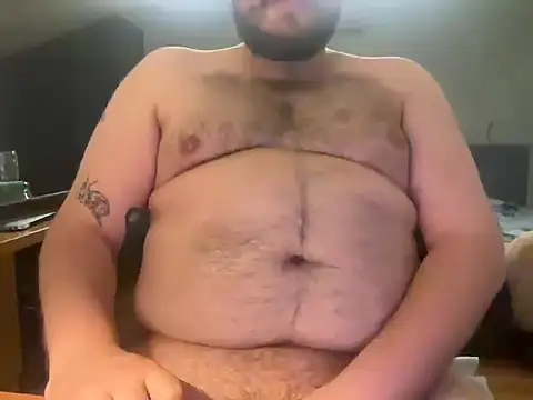 dirtyspitbearwhrrr online show from June 25, 2026, 9:09 pm