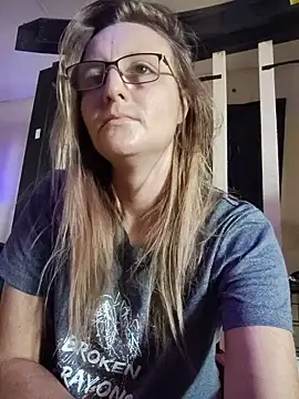 Queenle91 online show from June 21, 2026, 8:14 pm