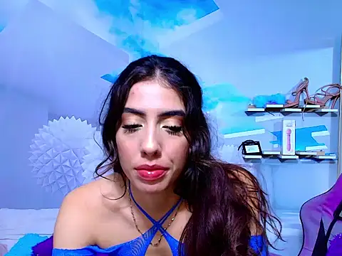 Snapshot of AMBEL-ROSE chatting on May 19, 2026, 1:32 am AMBEL-ROSE online show from May 19, 2026, 1:32 am