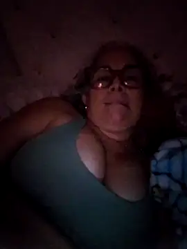 chanelsexx online show from May 26, 2026, 3:04 am