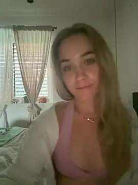 LillyStarr online show from June 28, 2026, 6:03 pm