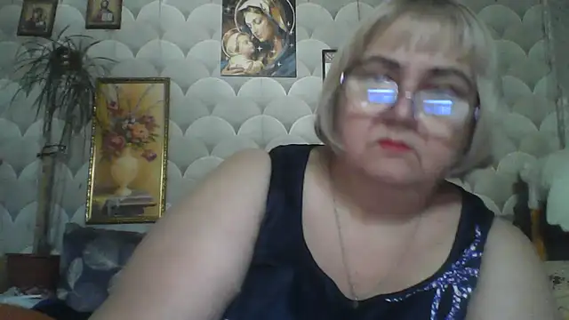 MarinaFarina53 online show from June 14, 2026, 5:08 am