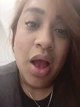 AriaGomez  online show from June 11, 2026, 12:32 am