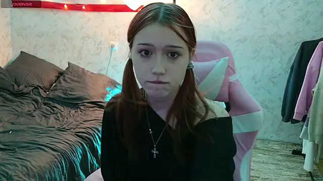 Luvellia online show from June 23, 2026, 9:51 am