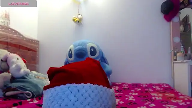 Candykane29 online show from May 15, 2026, 3:04 am