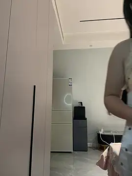 shuyuanli445 online show from June 9, 2026, 2:40 pm