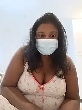 Xbees CT online show from June 5, 2026, 4:50 am