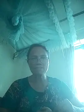 Vieekee online show from May 14, 2026, 7:49 am