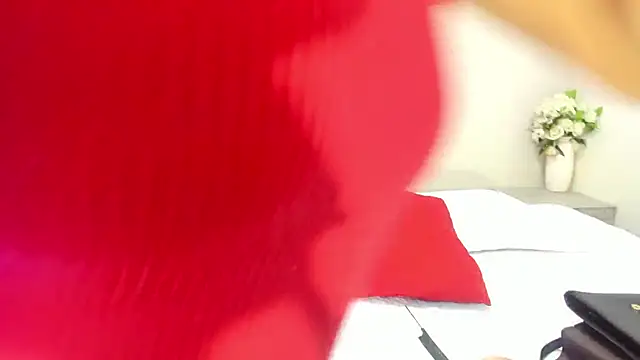 thamiina   online show from June 27, 2026, 6:47 pm