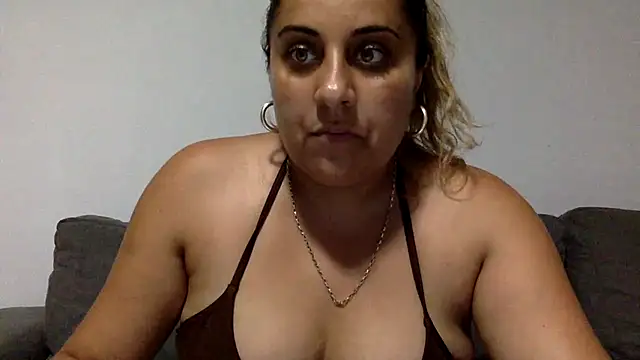 Antoniasweet online show from July 2, 2026, 6:14 pm