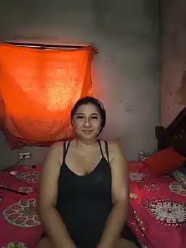 noemy-25 online show from June 7, 2026, 6:02 pm