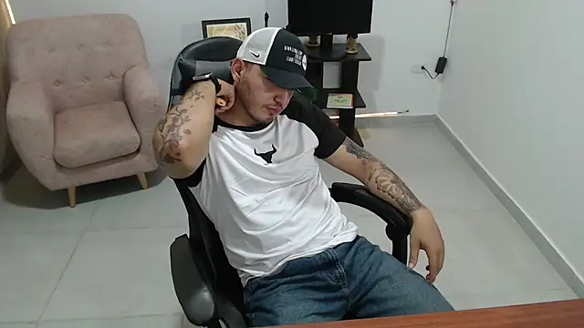 Thiago 420 online show from June 17, 2026, 11:25 pm