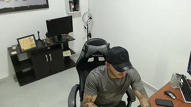 Thiago 420 online show from June 24, 2026, 11:35 pm