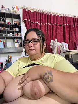 marianacooper1234 online show from June 17, 2026, 3:00 pm
