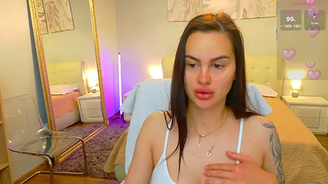 BabyyGirll  online show from May 22, 2026, 3:48 am