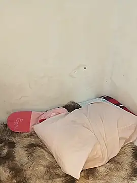 sweetmiyukiki online show from July 4, 2026, 8:10 am