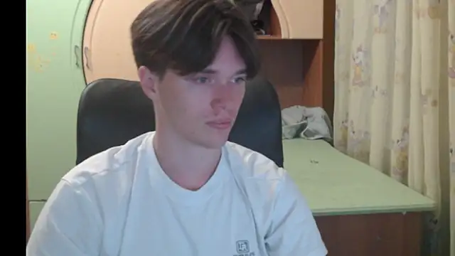 Snapshot of arthur___king chatting on June 12, 2026, 12:58 pm arthur king online show from June 12, 2026, 12:58 pm