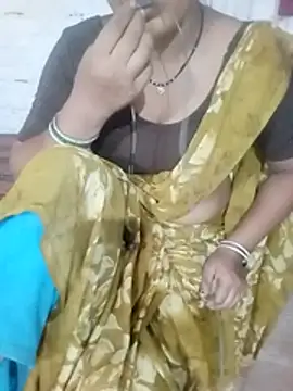 Hindicouple1 online show from July 5, 2026, 4:06 am