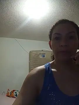 paulett15 online show from June 16, 2026, 1:55 pm